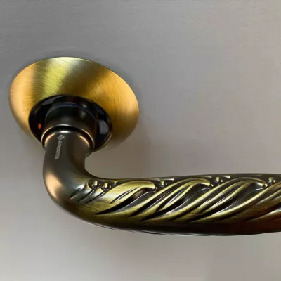 Дверная ручка ARCHIE S010 167ACF античный кофе