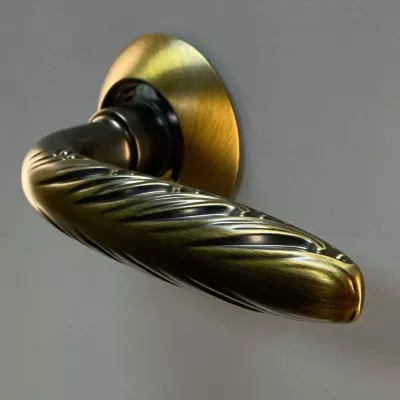 Дверная ручка ARCHIE S010 167ACF античный кофе