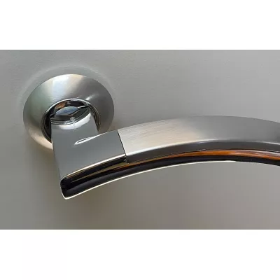 Дверная ручка ARCHIE S010 13299 хром матовый