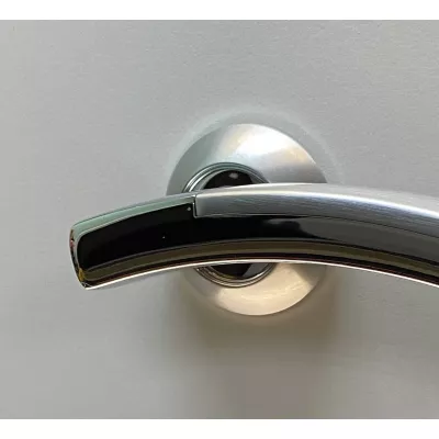 Дверная ручка ARCHIE S010 13299 хром матовый