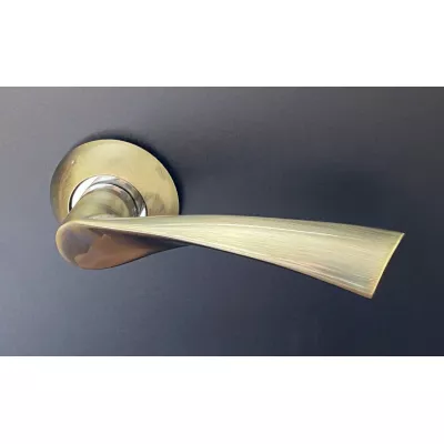 Дверная ручка ARCHIE S010 X11BB античная бронза