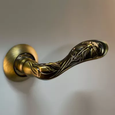 Дверная ручка ARCHIE S010 172ACF античный кофе