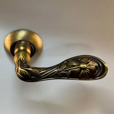 Дверная ручка ARCHIE S010 172ACF античный кофе