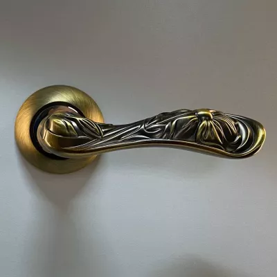 Дверная ручка ARCHIE S010 172ACF античный кофе